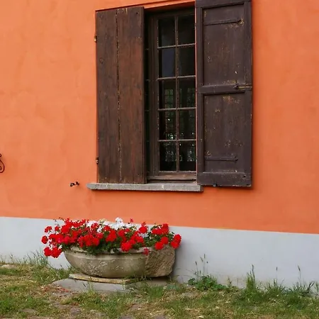 La Castagnola Couette-café